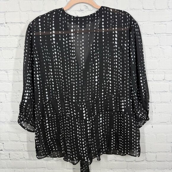 Momentum Sheer Cropped Blouse Women Plus Size 2x Black White Dots Whimsygoth - Picture 2 of 10